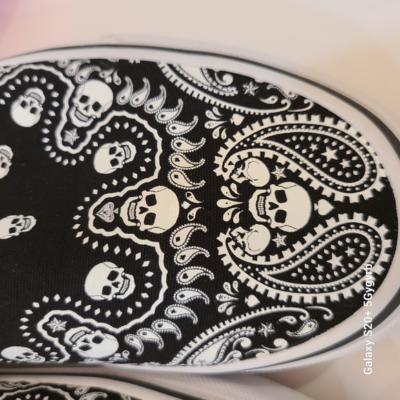 Vans Black and White Slip-On Sneakers - Picture 5 of 8